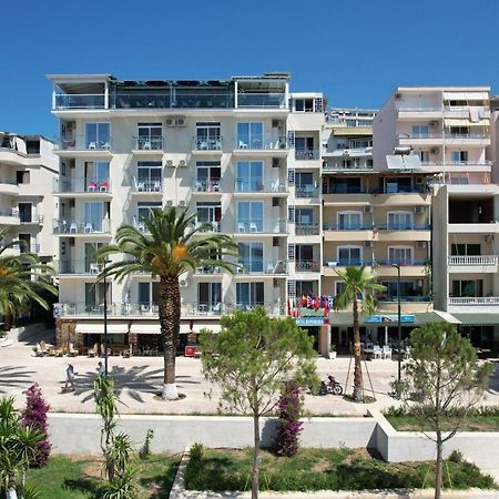 Republika Hotel Saranda Extérieur photo