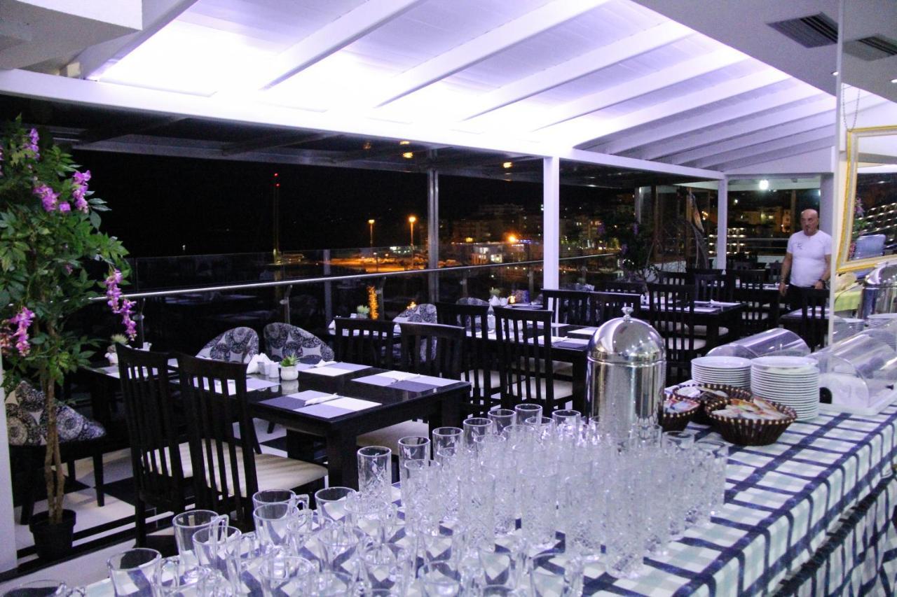 Republika Hotel Saranda Extérieur photo