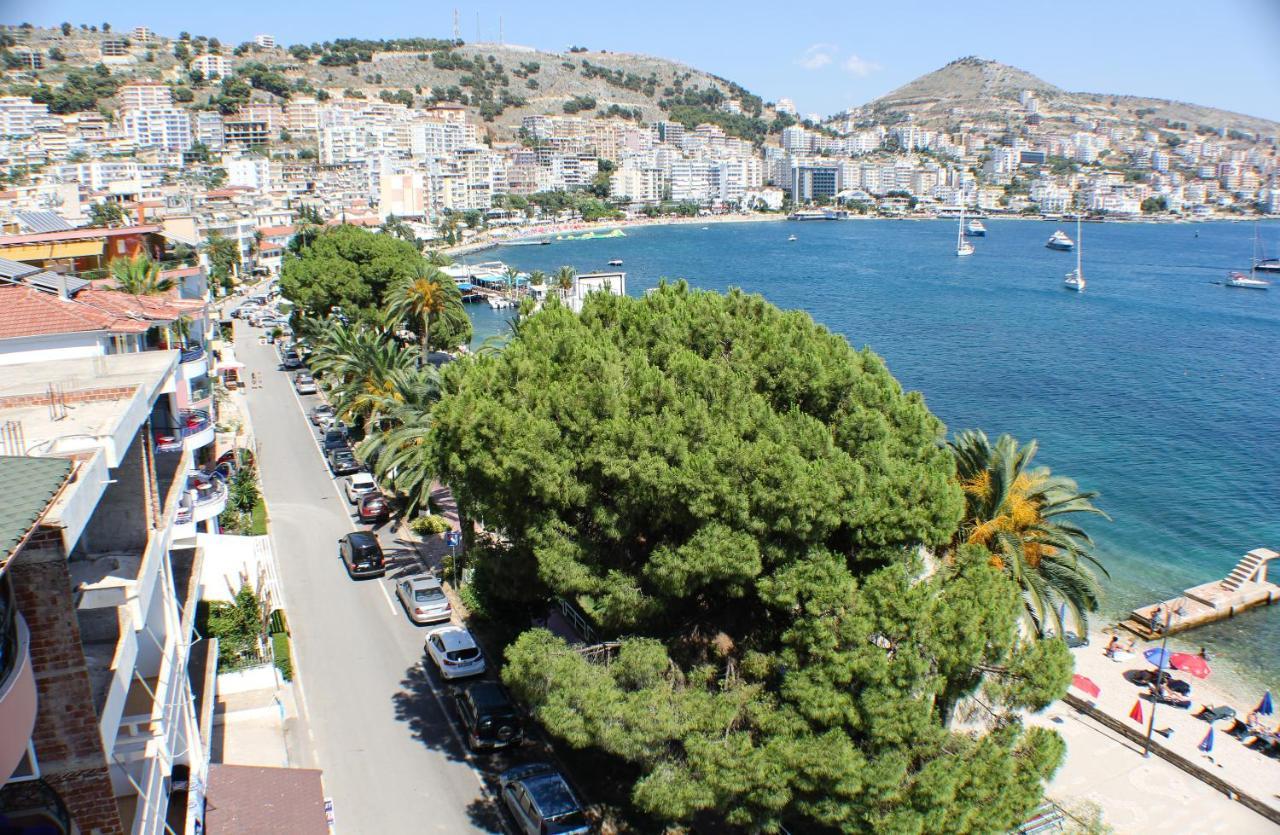 Republika Hotel Saranda Extérieur photo
