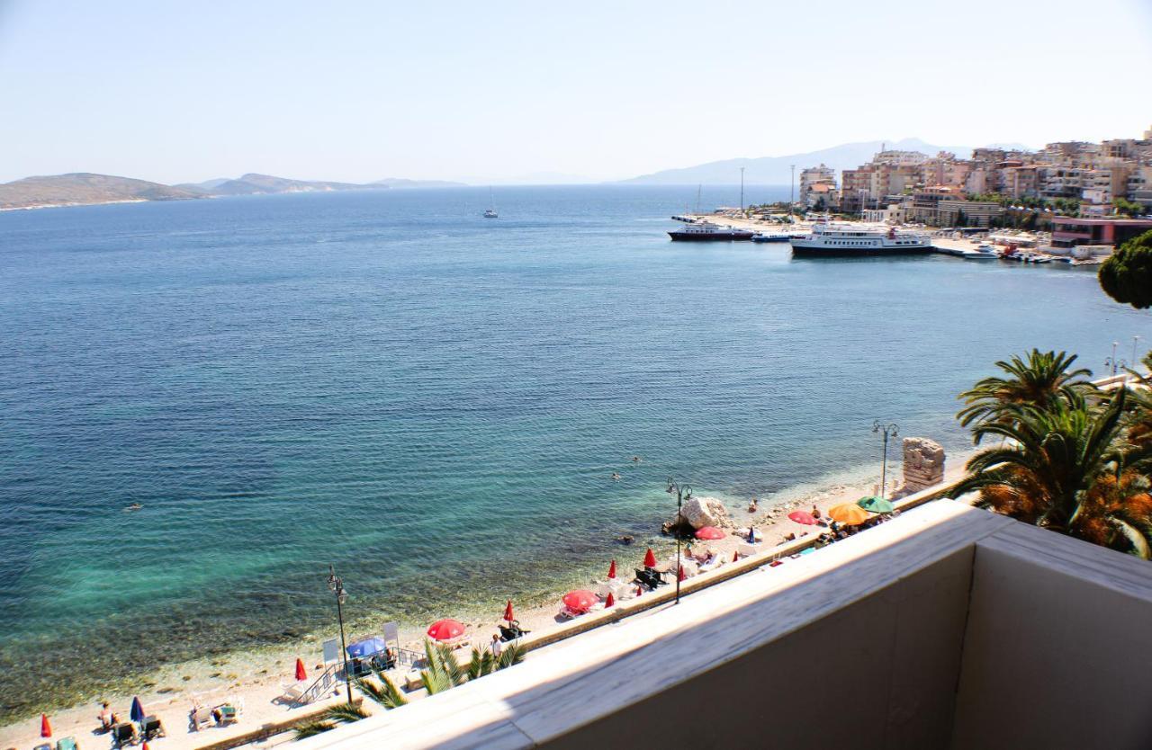 Republika Hotel Saranda Extérieur photo