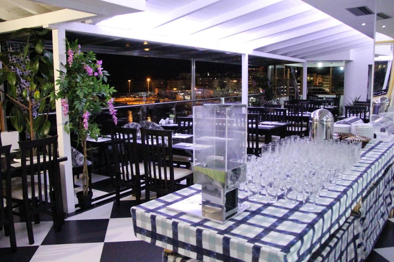 Republika Hotel Saranda Extérieur photo