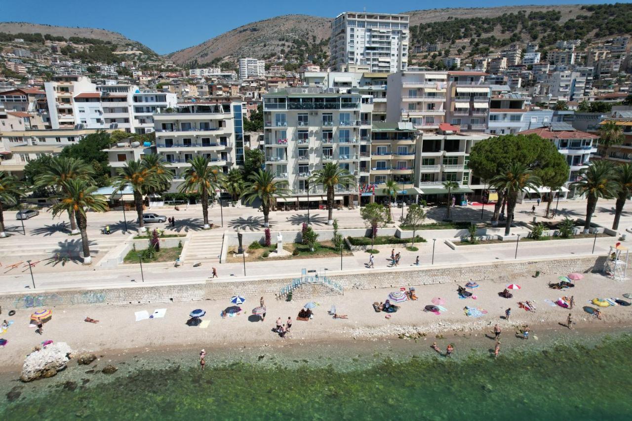 Republika Hotel Saranda Extérieur photo
