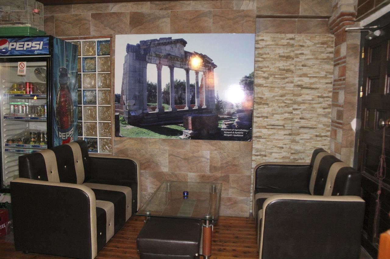 Republika Hotel Saranda Extérieur photo
