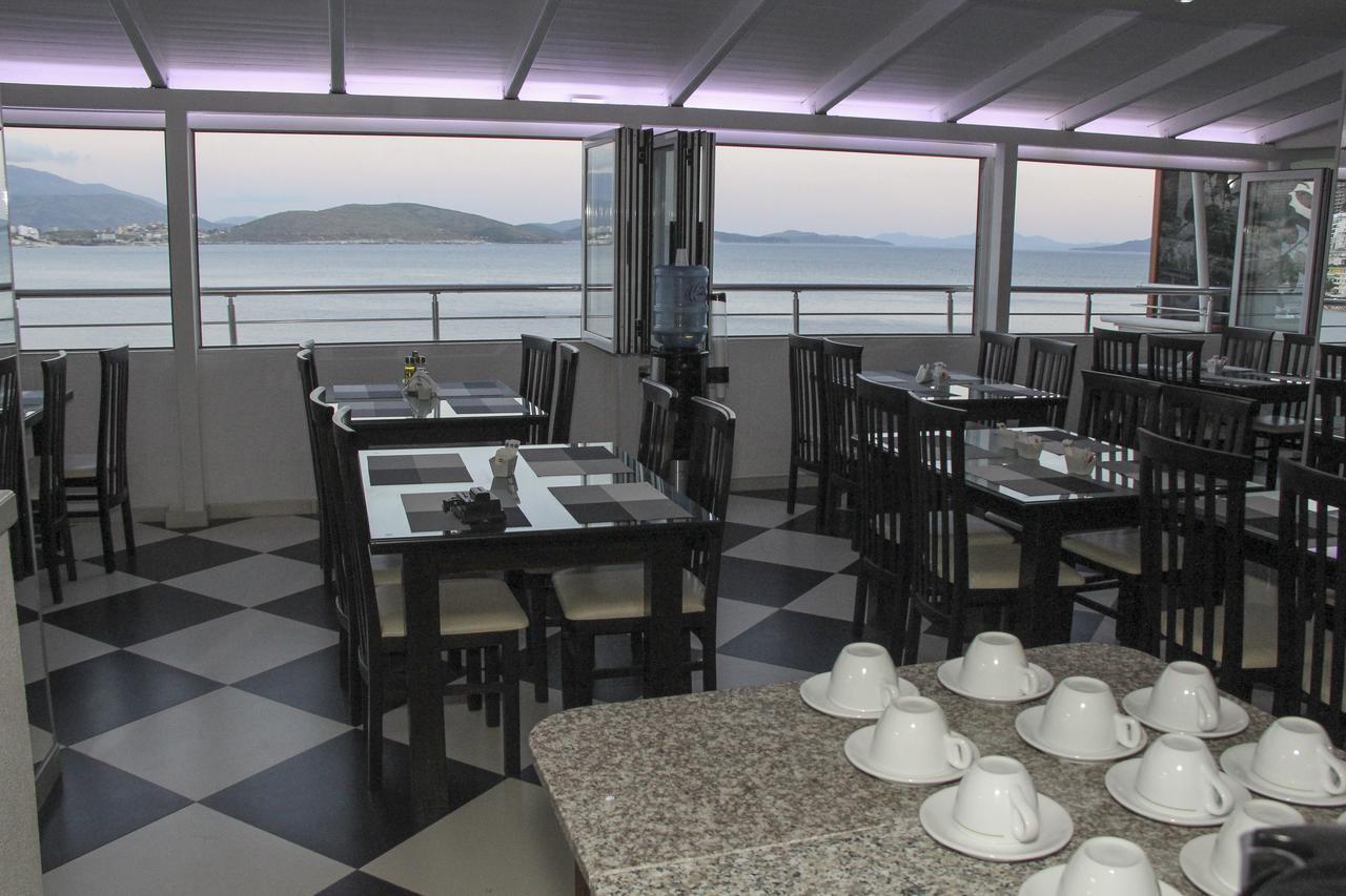 Republika Hotel Saranda Extérieur photo